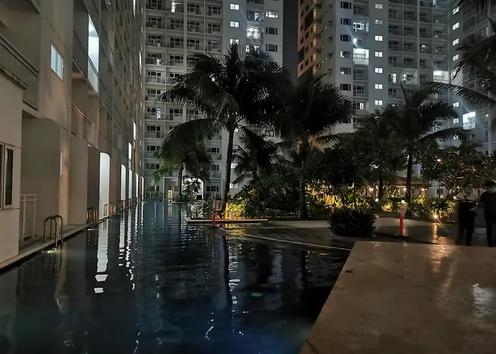 L&B Condo-Cozy And Peaceful 1 Bedroom Near Moa With Wifi, Netflix And Parking
