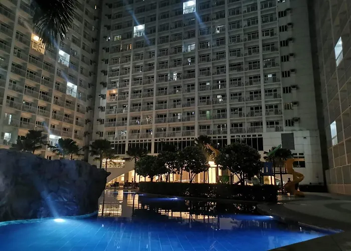 L&B Condo-Cozy And Peaceful 1 Bedroom Near Moa With Wifi, Netflix And Parking